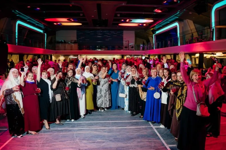 APLGO Cruise - 300 top associates aboard Royal Caribbean’s Spectrum of the Seas 