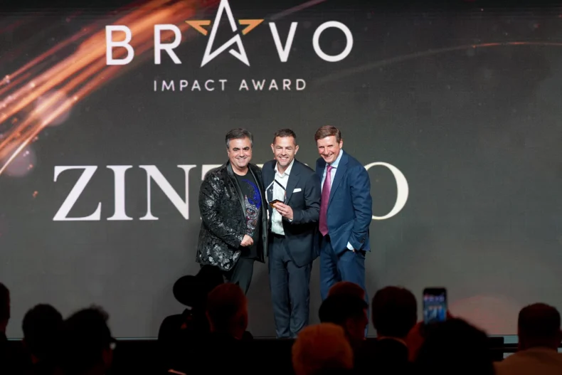 Zinzino executives receiving the Bravo Impact Award at the DSN Global 100 Celebration