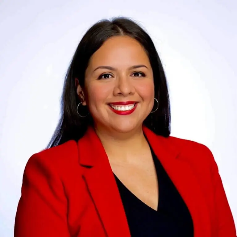 Michelle Erbeyi, Manager of Public Affairs at Mary Kay