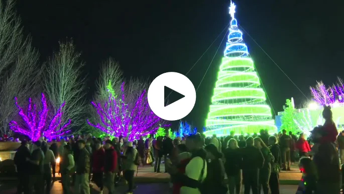 Scentsy welcomes community for 9th annual Christmas lights celebration