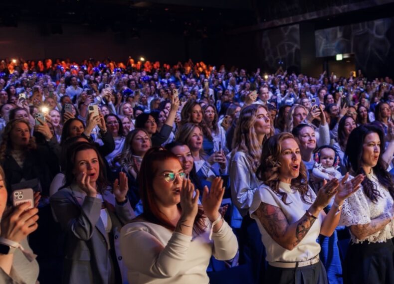 Over 800 Market Partners attended Monat Global European Conference in Munich, Germany