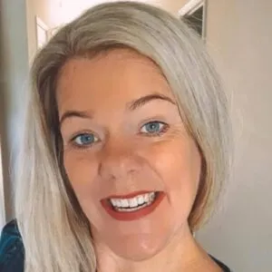Kerrie Leigh