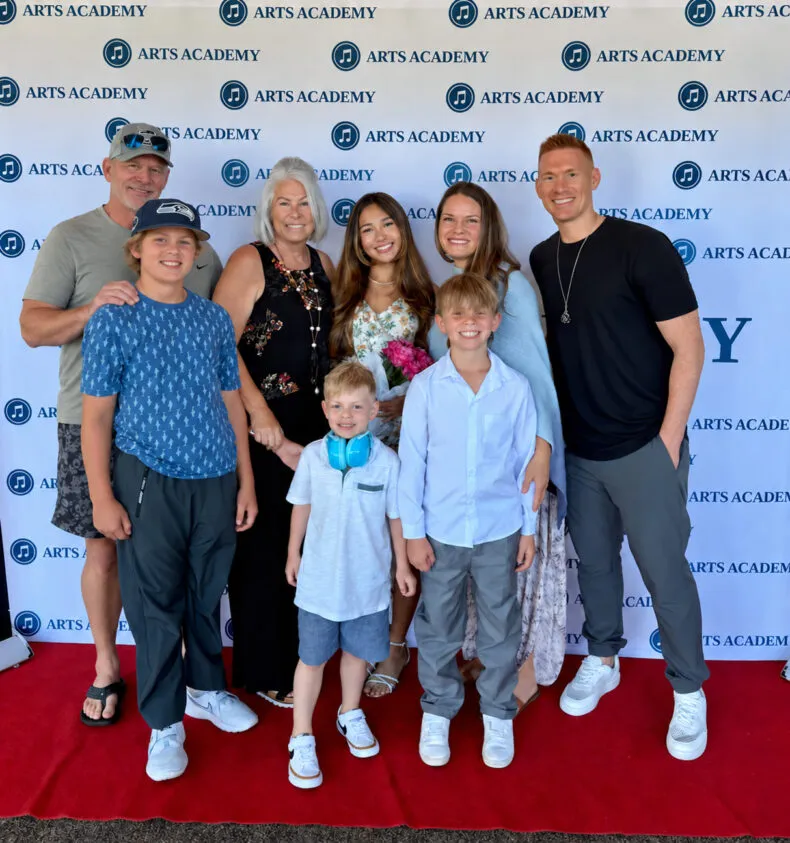 David and Terri Miller with their family and grandchildren