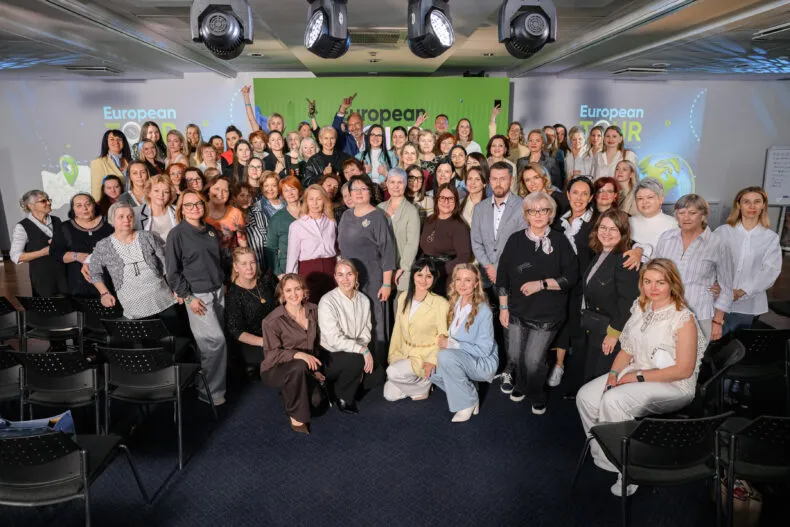 Greenway Global Riga leadership event group photo