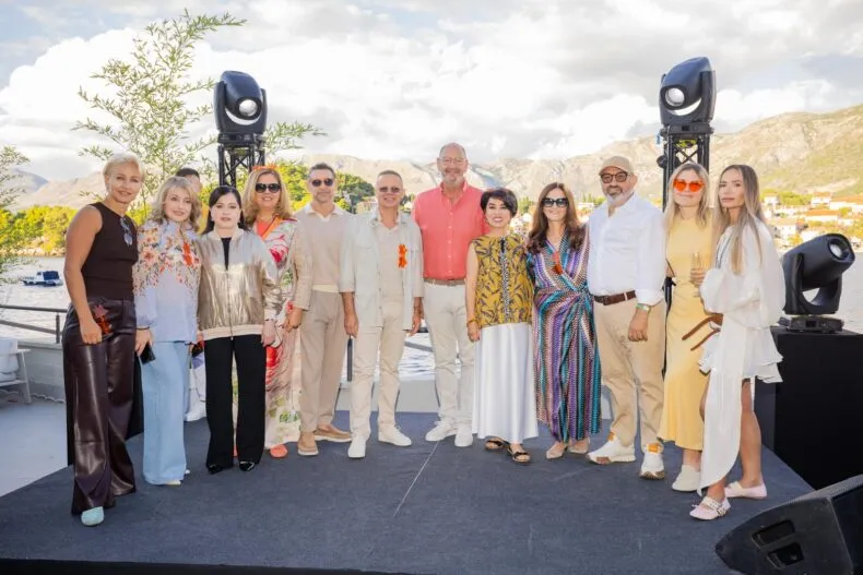 Greenway Global’s leadership team gathers in Croatia for a photo during the Leaders Camp, celebrating collaboration, innovation, and shared success.