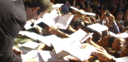 Gary Coxe Signing in Brazil