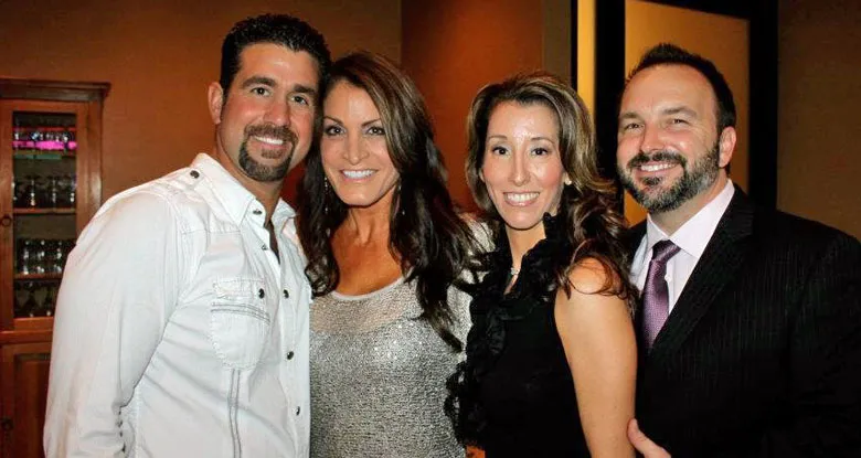 Steve e Jennifer Morgan e Greg e Lisa Carter - Visi