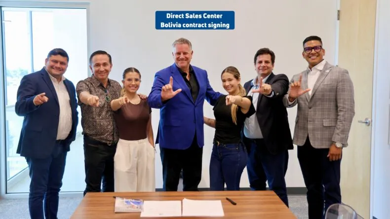 PM-International Bolivia Direct Sales Center contract signing